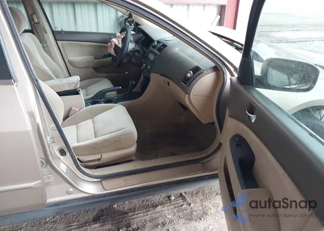 2005 Honda Accord 2.4 Lx из США, поврежденный, VIN 1HGCM56495A047880